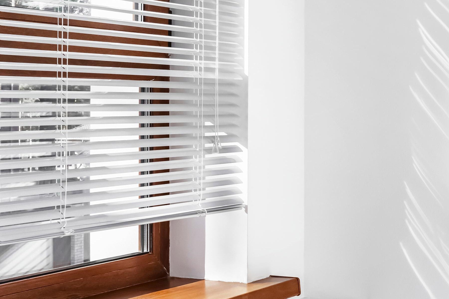 window blinds for indoor windows